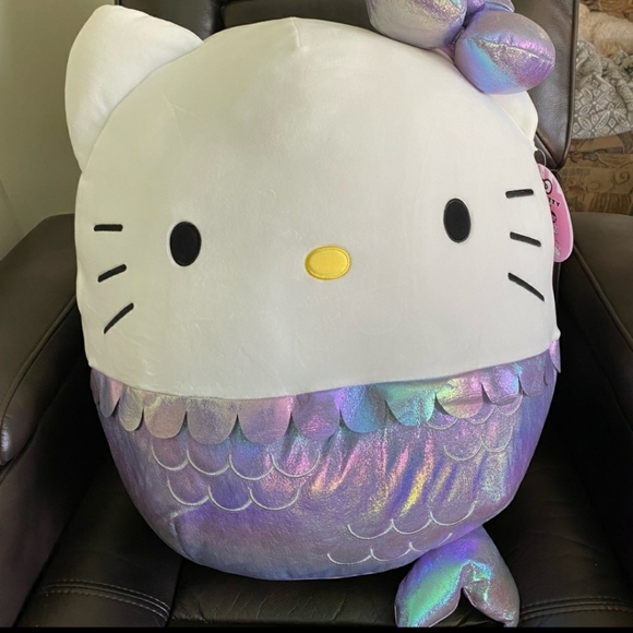 Squishmallows Other - NWT Hello Kitty Squish Mallow 😍 💖